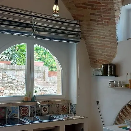 La Cantina: Cosy Stylish Vaults * Villalfonsina