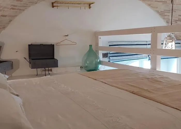 La Cantina: Cosy Stylish Vaults *