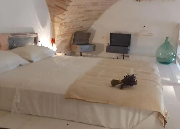 La Cantina: Cosy Stylish Vaults *