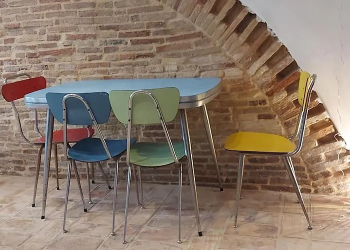 La Cantina: Cosy Stylish Vaults *